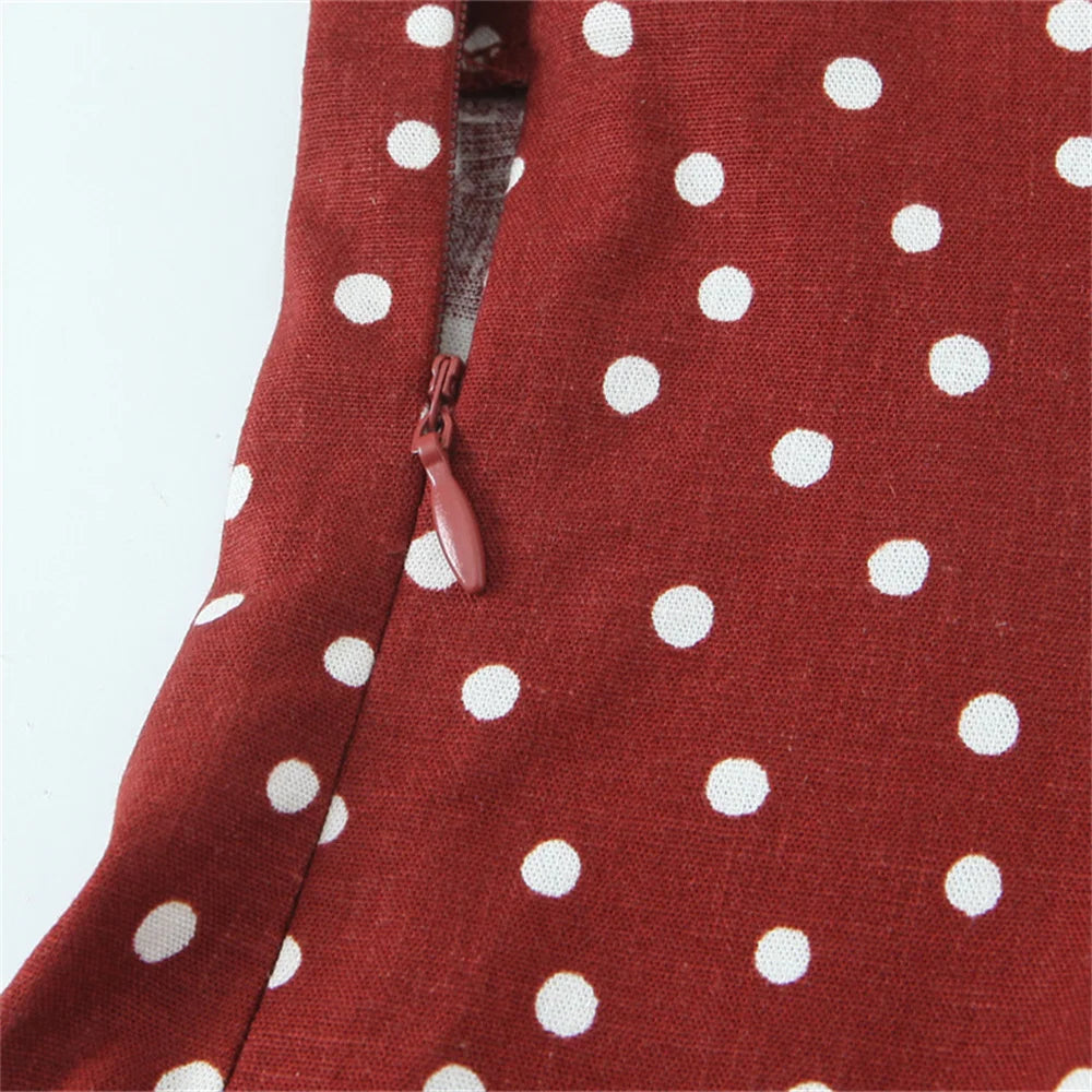 women's dress is fashionable slim and slimming with a polka dot temperament It is a new summer dress